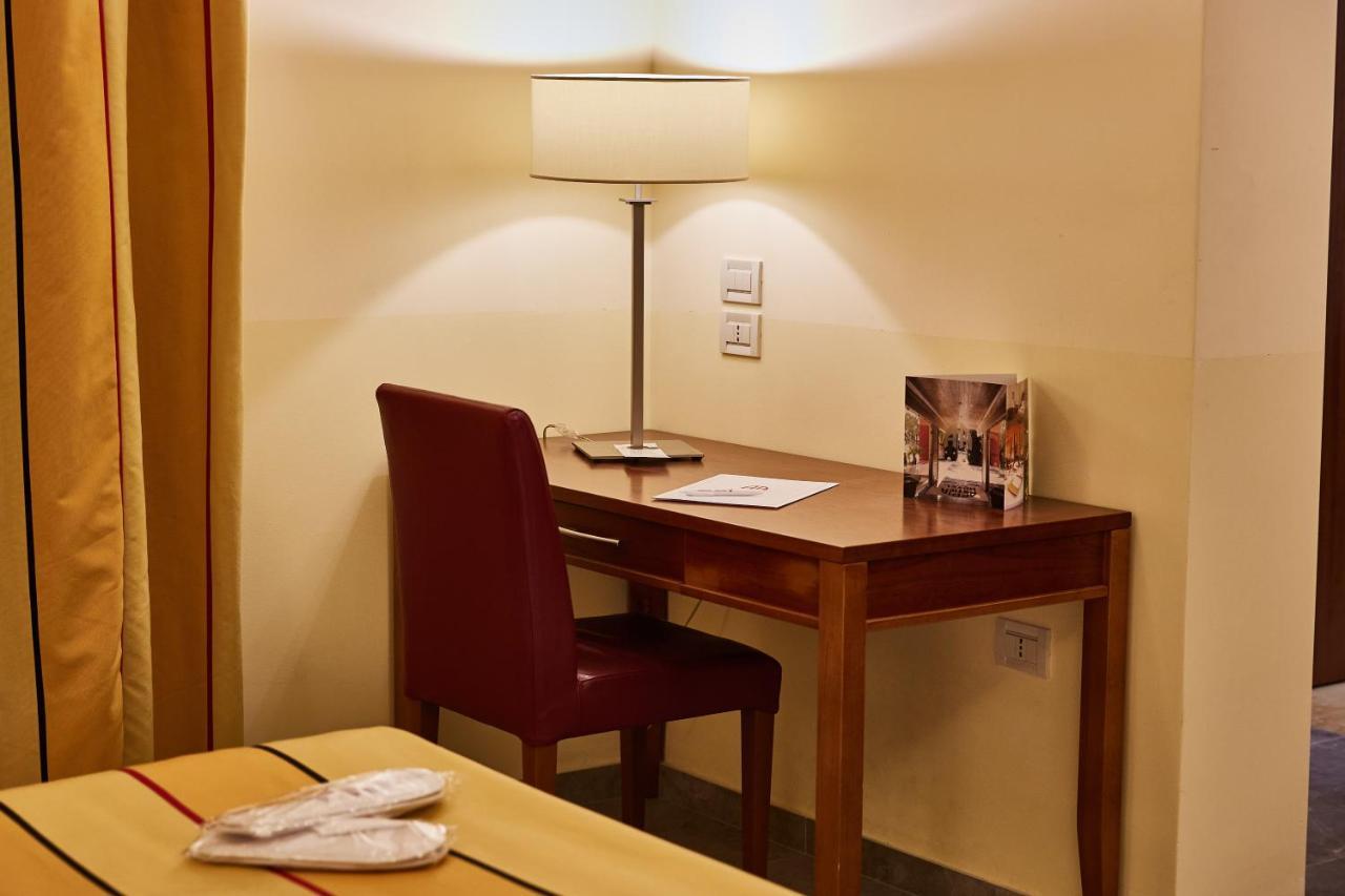 Appia Antica Hotel Корато Экстерьер фото