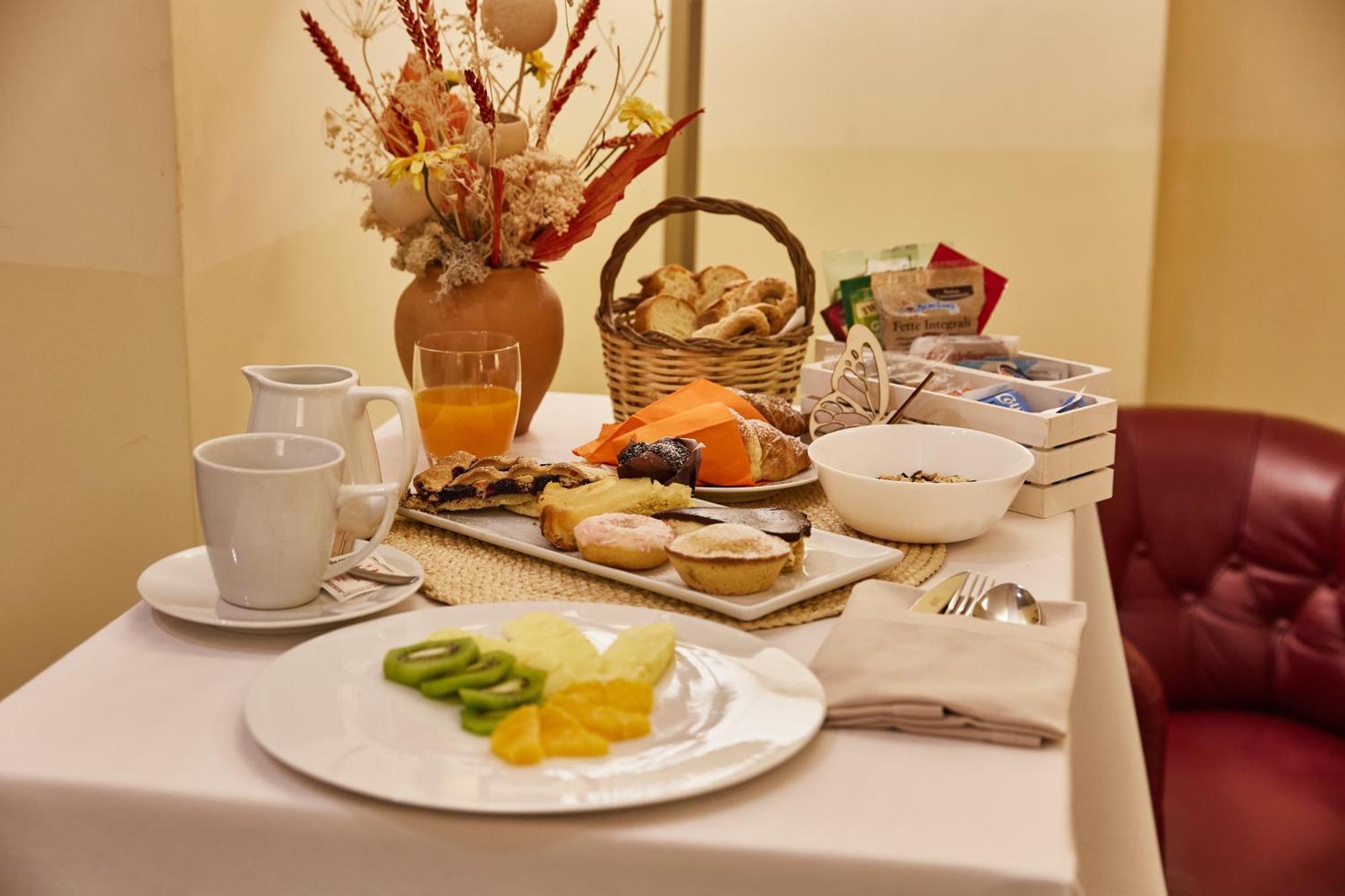 Appia Antica Hotel Корато Экстерьер фото