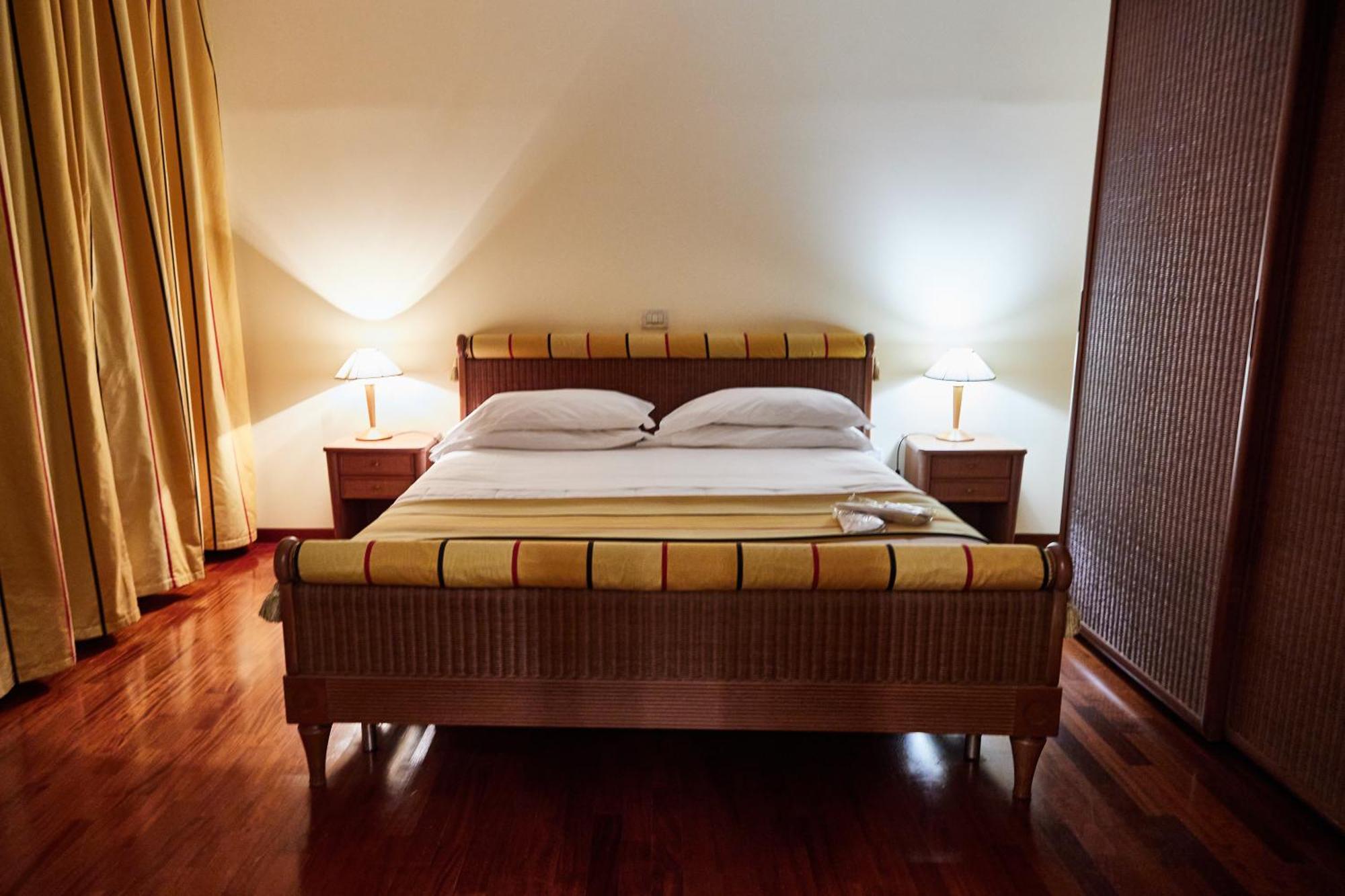 Appia Antica Hotel Корато Экстерьер фото