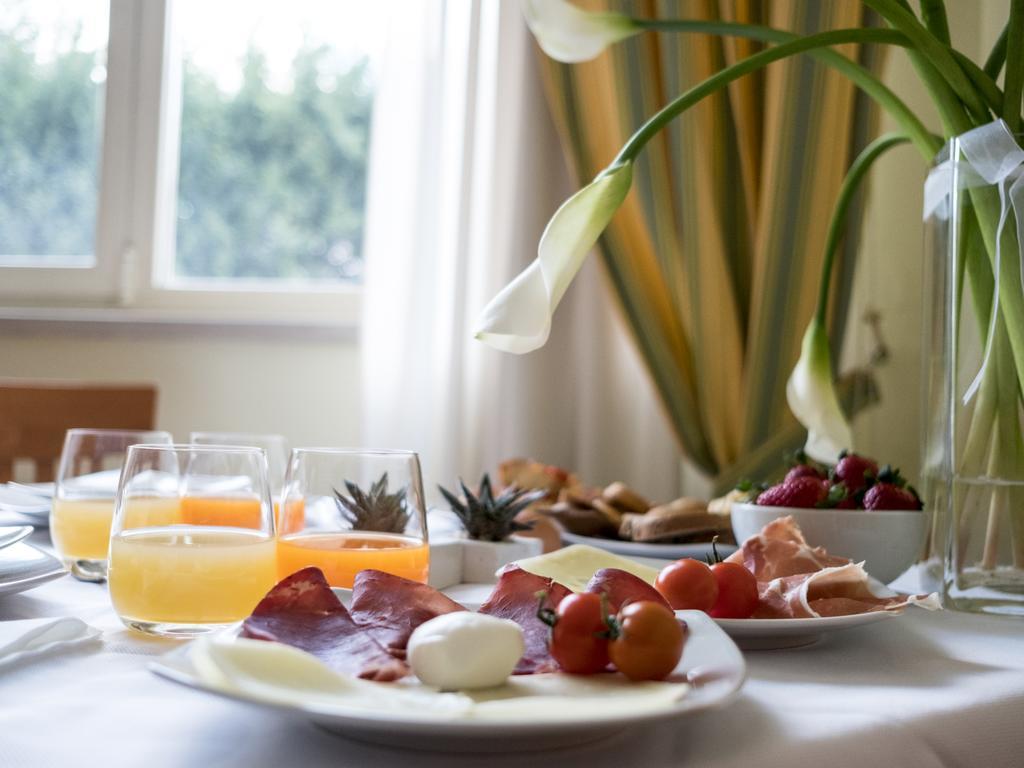 Appia Antica Hotel Корато Экстерьер фото