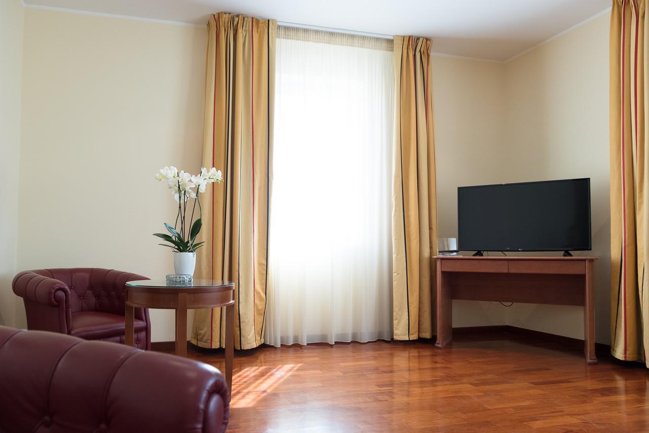 Appia Antica Hotel Корато Экстерьер фото