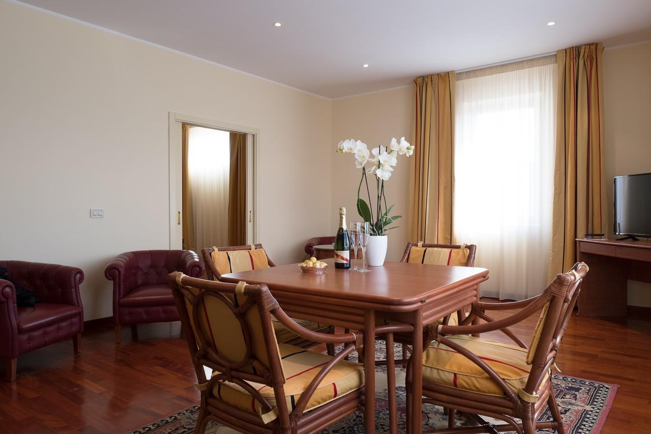 Appia Antica Hotel Корато Экстерьер фото